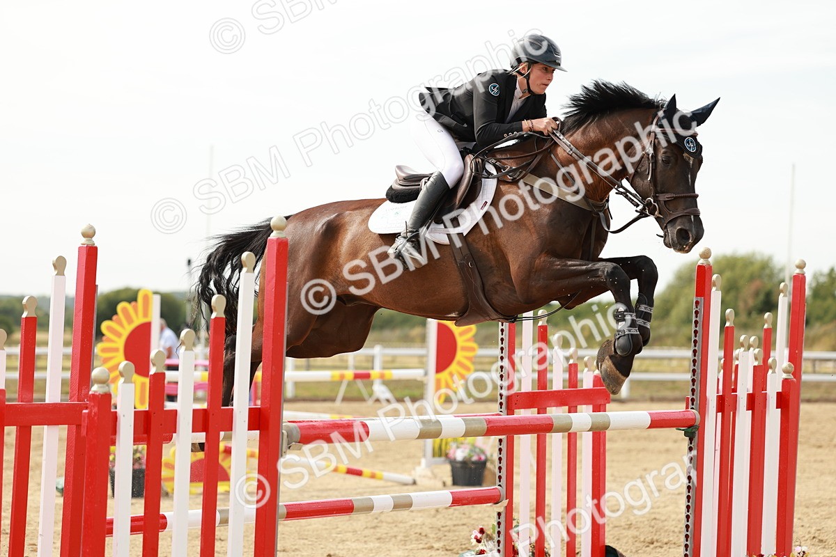 SBM_008305 - Class 4 - Senior Foxhunter - 1.20m Open