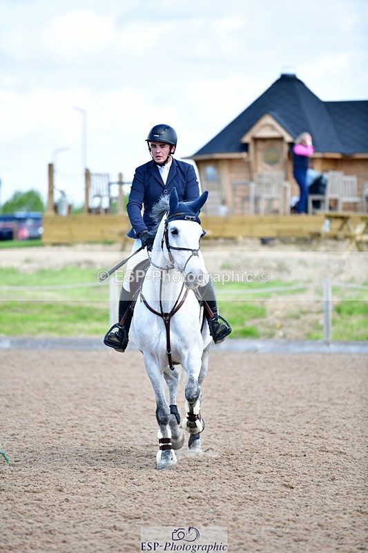 240525A-102521-05224 - Cls 23 Discovery and 1m Open