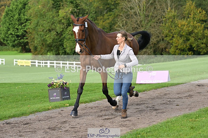 241023-131641-00172 - 057-Louisa.Lockwood-KILCANNON.OREO