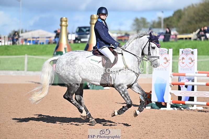 231014A-113115-04403 - Cls 18 Newcomers & 1.10m Open