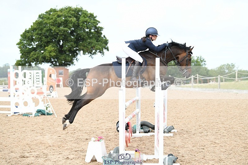 250807-114352-00761 - 1m Round 1