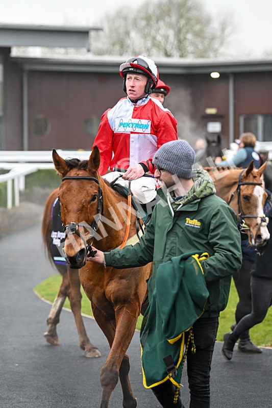310125-Race 2-Valence dAumont-5340 - Race 2