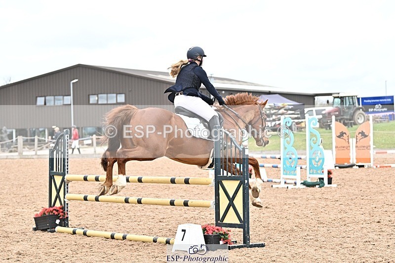 250414-113806-00615 - 90cm Round 1