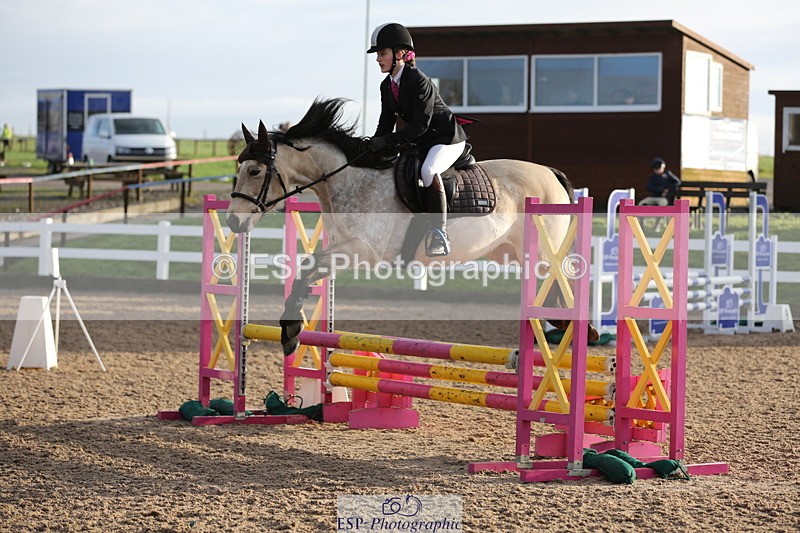 240211A-095523-01673 - Cls 1 Pony Intro 70cm