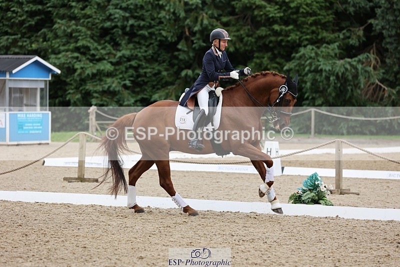 240810-170112-04477 - PSG Gold