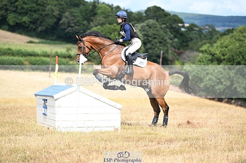 250803A-154403-16345 - O-683-Katie.Corbin-SPORTSFIELD.U2