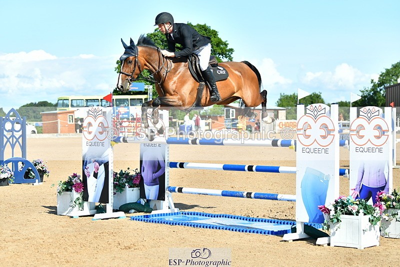 230720A-094858-01821 - Cls 1, 2 Star Small 1.30m