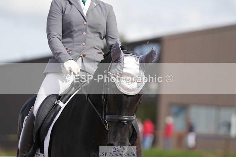 250906-120036-01684 - 011-Lee-Anne.PineMay.diamond