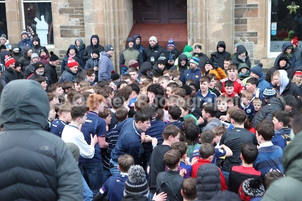 AA076533 - New Years Boys Ba'