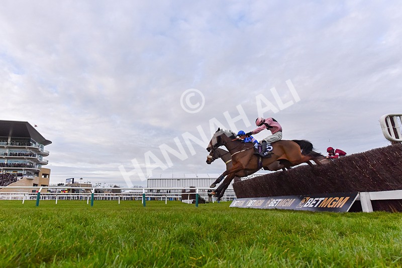 141224-Race 5-Issar DAiry-9458 - Race 5