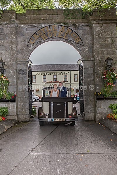 304-3 - Kim Kavanagh and Darren Taffe Wedding