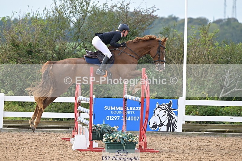 241004A-150440-02650 - Fri 12 1.15m Members Cup