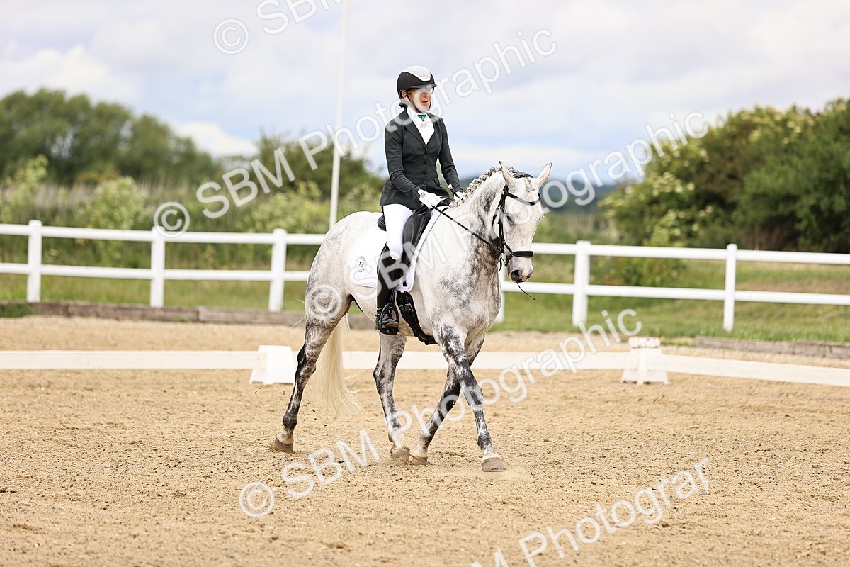 SBM_001985 - Class 2 - Novice 4 - 10.36-11.39