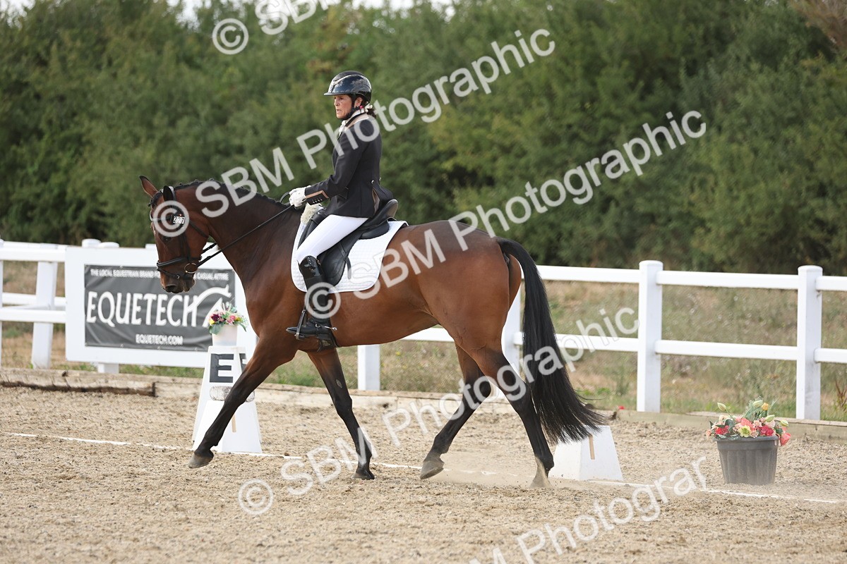 SBM_015717 - Class 6 - E5 Silver 15.54.16.58
