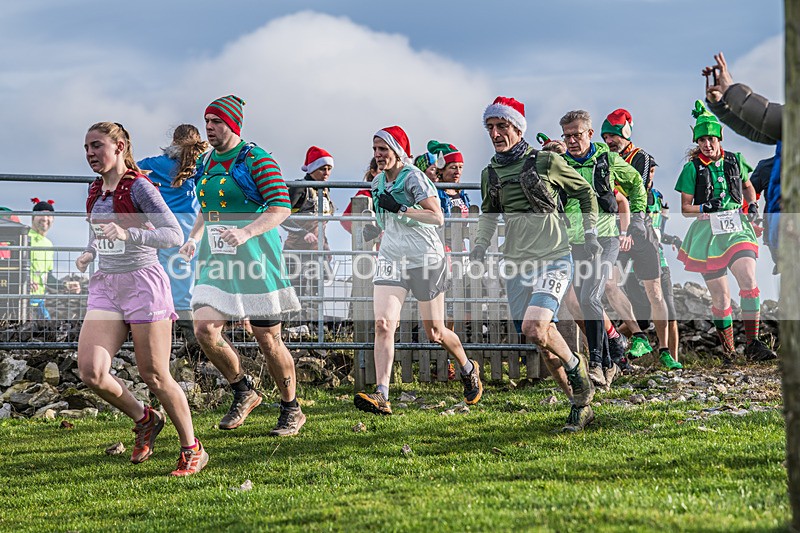 Litton-151 - Litton Christmas Cracker Fell Race (Limestone Series) Sunday 14th December 2025