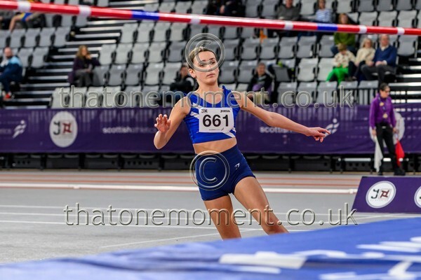 AgeInd25SAT-910171 - Field Female