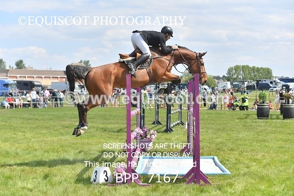 BPP_7167 - CLASS 3 Andrew Hamilton Coach, RHS Foxhunter Championship Qualifier