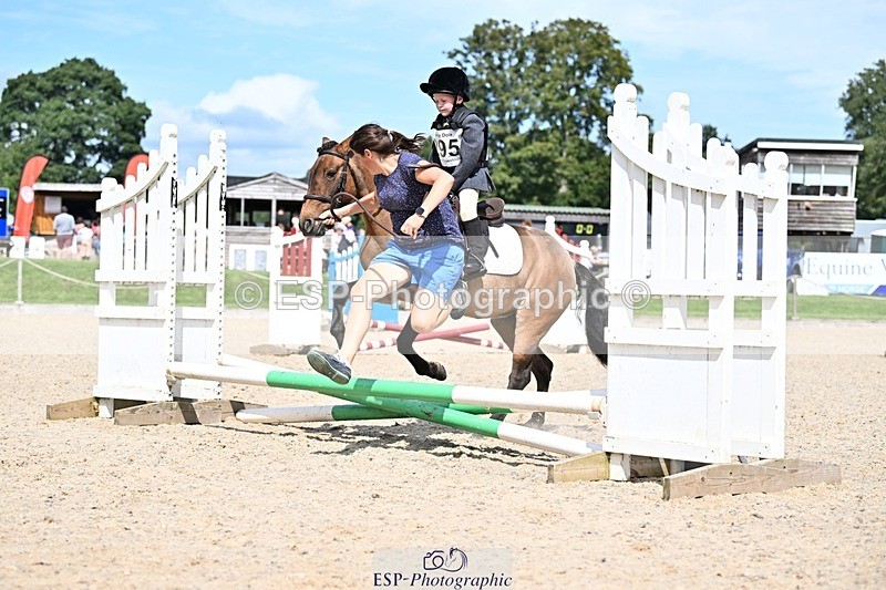 230824-133500-03461 - Round 1 Lead Rein Start to 13.50 cw