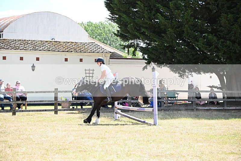 WJ6_5983 - Class 13 Novice 60cm