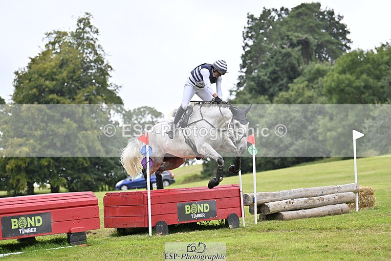 240825X-180519-38310 - 80cm XC 17.30 to End