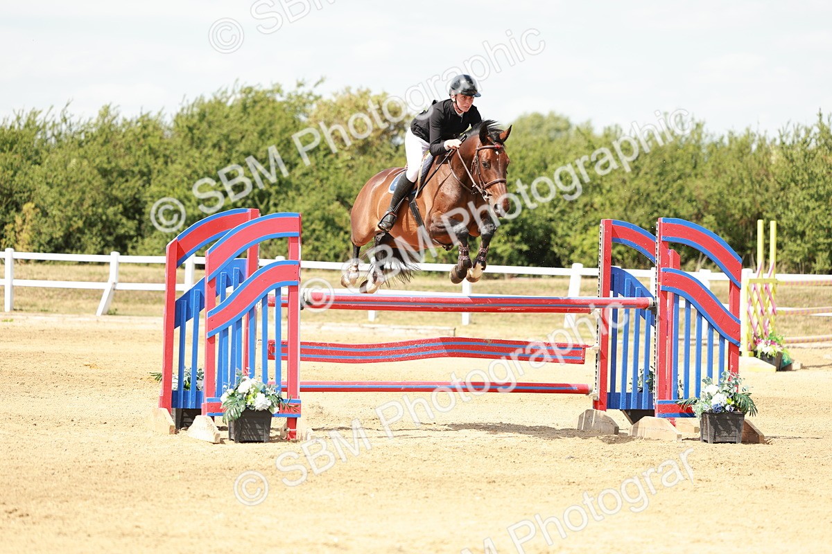 SBM_007863 - Class 4 - Senior Foxhunter - 1.20m Open