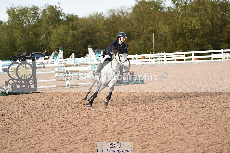 231015A-164208-09369 - Cls 27 1.10m Amateur Q 2nd R