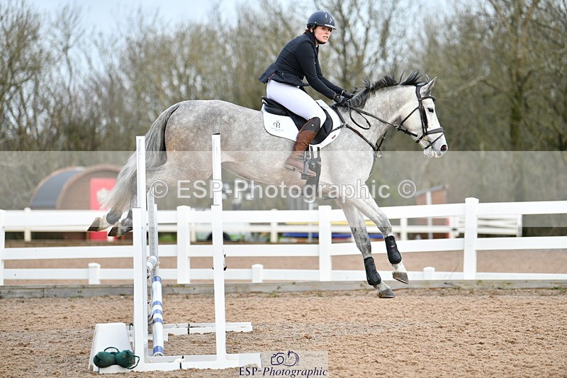 240124A-100618-00022 - Cls 1 British Novice & 90cm Open