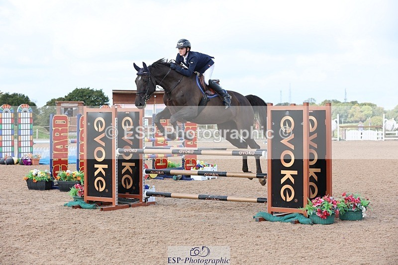 250911-104618-00728 - Cls 2 Snr Newcomers