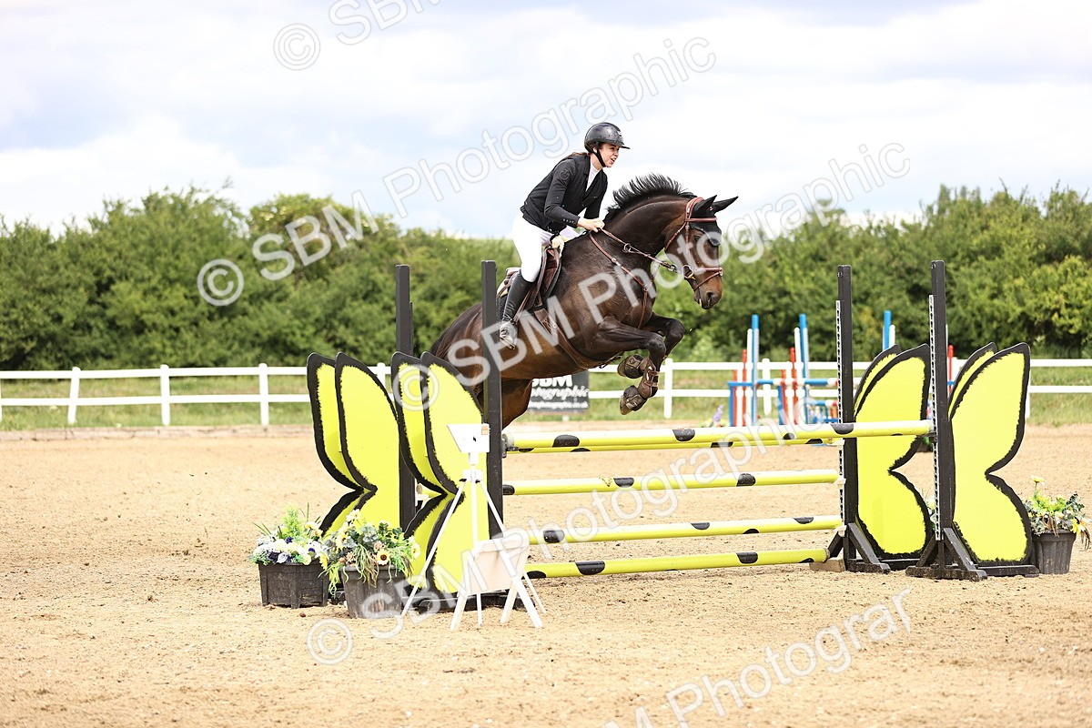SBM_007306 - Class 18 - Senior 1.05m