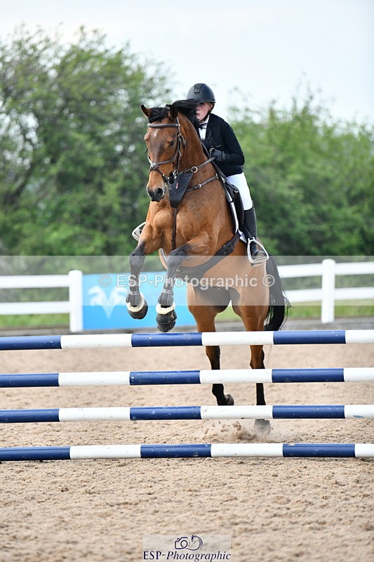 240512A-142202-19135 - Cls 42 85cm National Am Quali