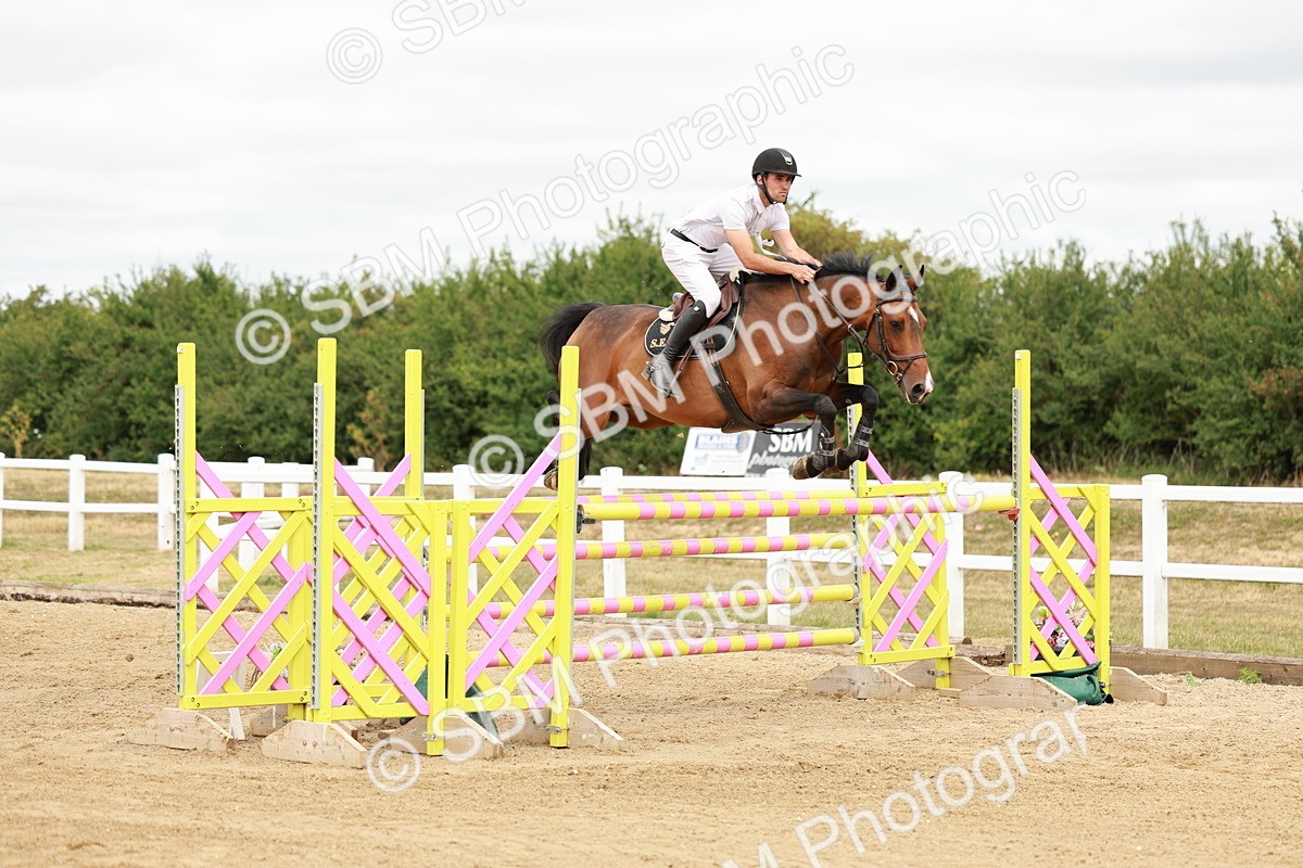 SBM_017341 - Class 21 - Senior Newcomers Championship 2d Rd