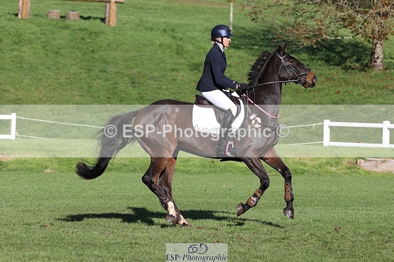 231022-105105-24790 - 603-KILBUNNY.BLUE.BIRD-Claire.Deuten-TrotUp+SJ