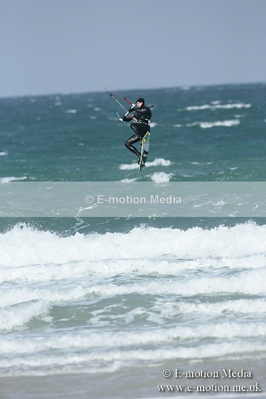 KS 020413-262 - Kite Surfing