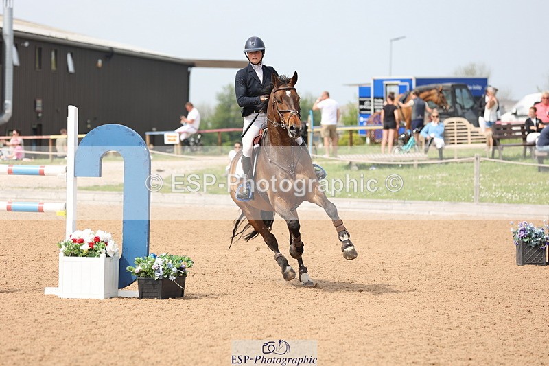 240511A-145303-14459 - Cls 36 National 1.30m Open