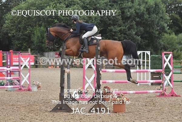 JAC_4191 - CLASS 6 Senior Newcomers/ 1.10m Open
