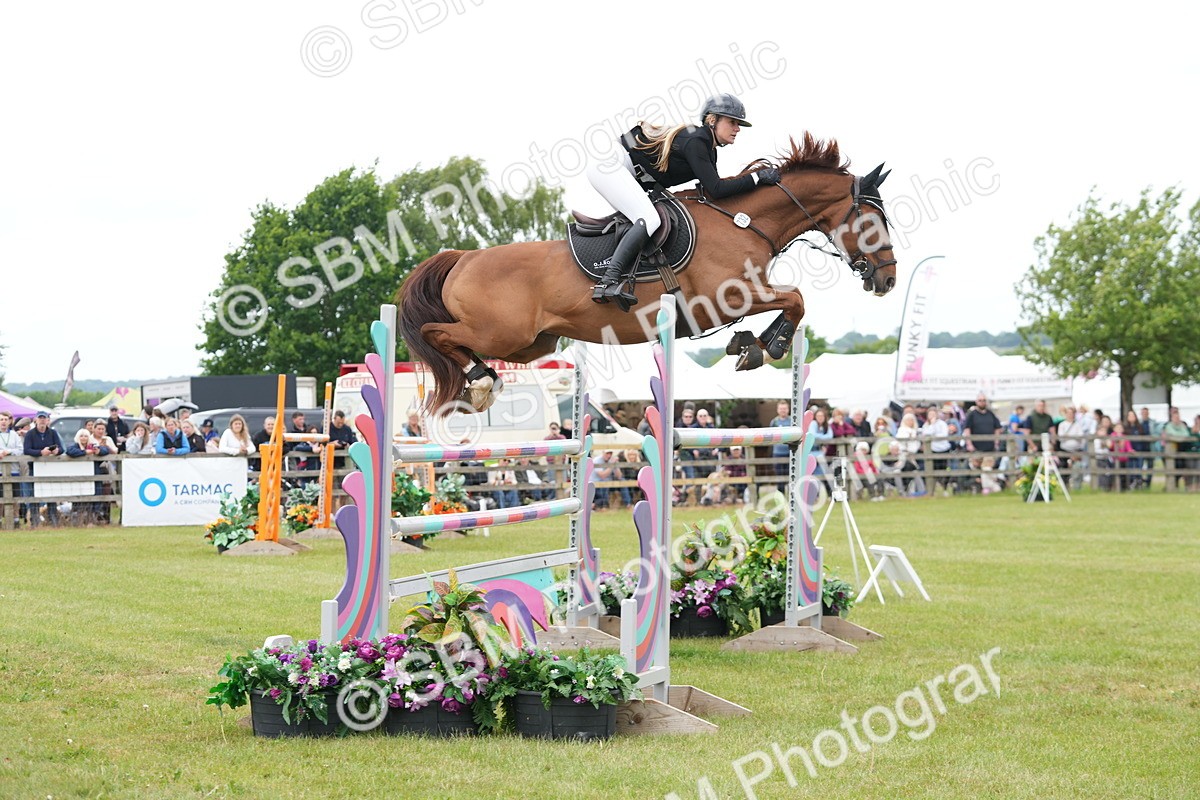 SBM_06428 - Class 202 - National 1.40m Open