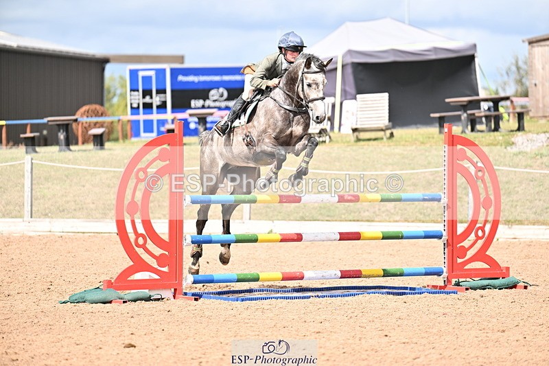 250827B-140019-00663 - Cls 4 Snr Newcomers 1.10m