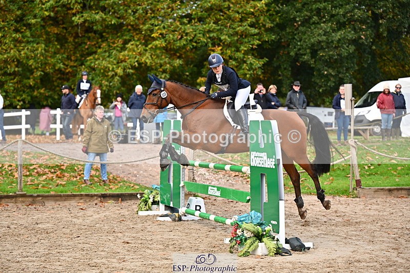 251026A-103058-23631 - D-328-Julia.Knight-Jones