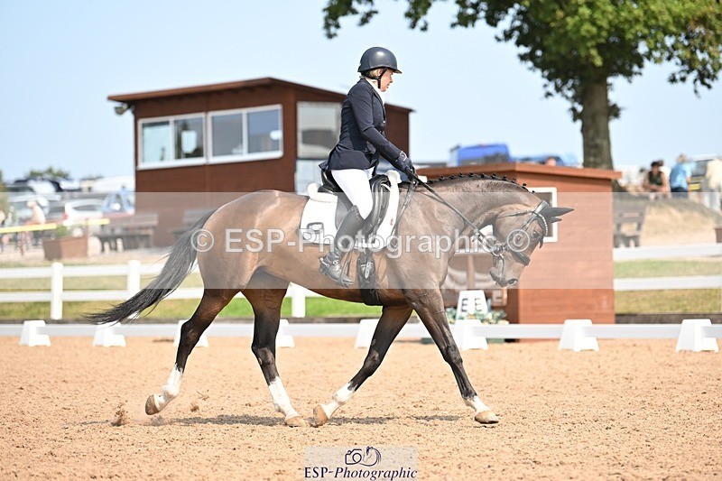 250816-133300-04851 - 079-Nicola.LomaxSimply.Bea