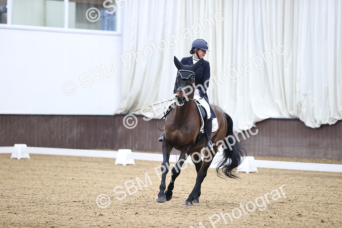 SBM_001344 - Class 21 -23 - FEI INT1-GP-Junior-Junior fsm