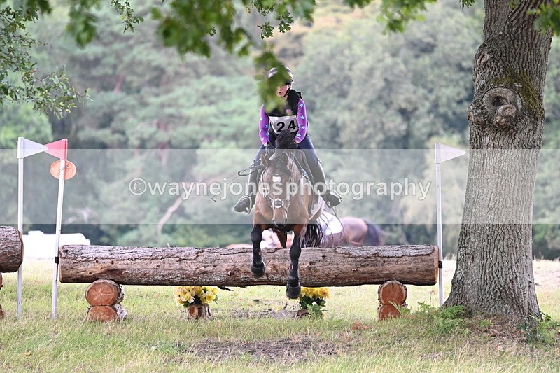 WJ6_1106 - XC Time 13:19 to 13:24