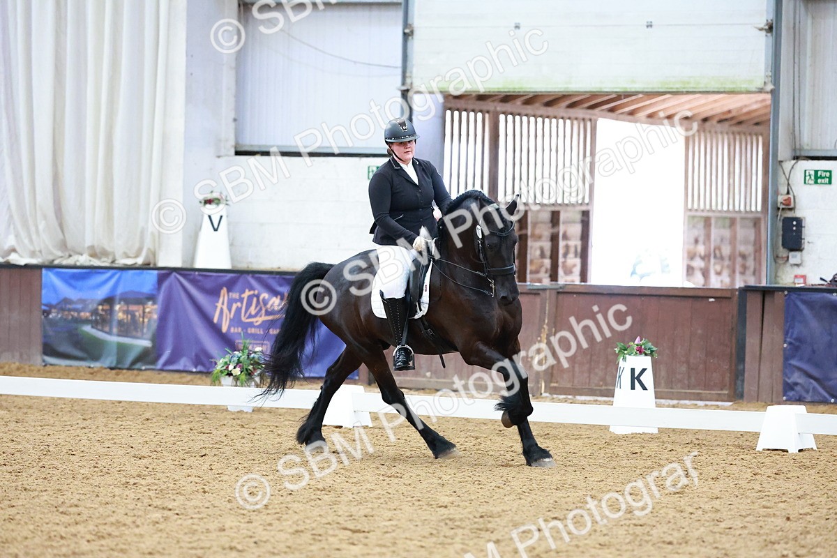 SBM_004042 - Class 12 - E2 Championship - 14.50-15.53