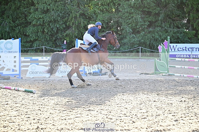 260630A-080940-00045 - Cls 24 85cm Nat Am Qualifier