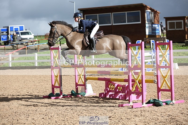 240211A-123804-02792 - Cls 6 Pony Foxhunter & 1.10m Open