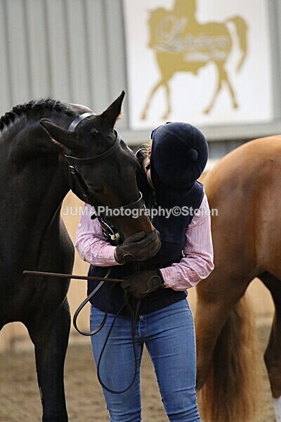 SIAL1786 - sunday 14th Set In Hand