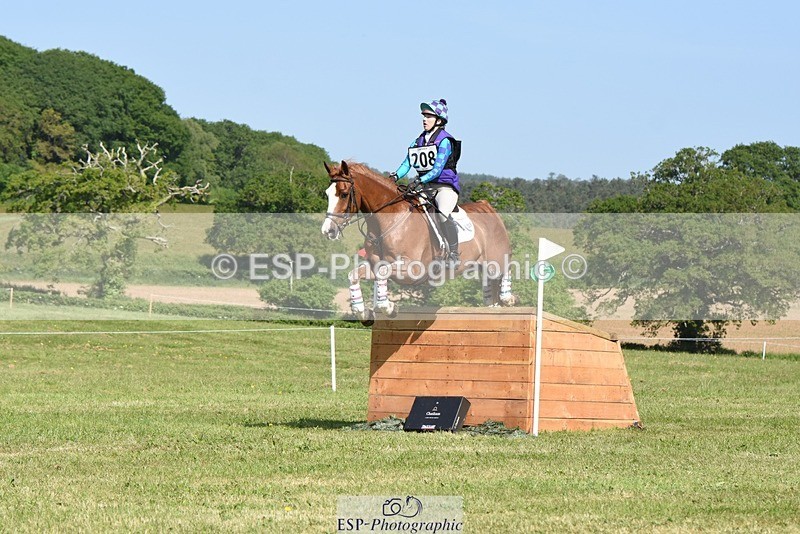 230527-100034-08150 - 208-NICO-Holly_Clarke-XC