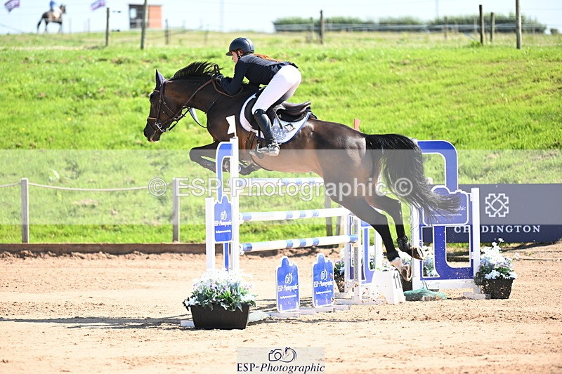 240718A-105059-04658 - Cls 1, 3 Star Small Tour 1.35m