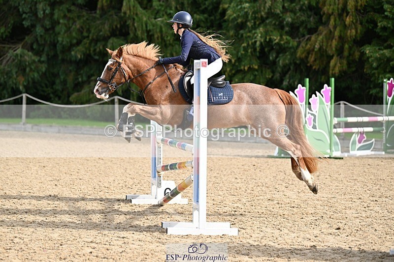 230930-114917-00400 - Cls 4 Pony Newcomers & 1m Open