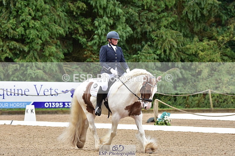 250719A-103932-03752 - 092-Rachael.Smaldon-Nadderbrook.Biscuit