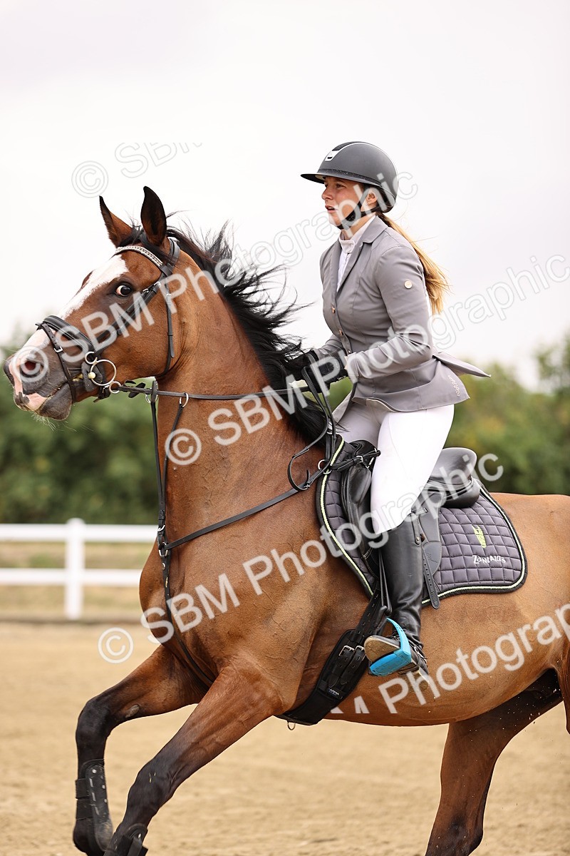 SBM_026324 - Class 12 - Amateur Championship Qualifier 1.05m